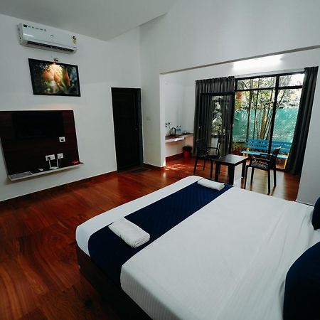 Le Vista Resort Султан Батери Екстериор снимка
