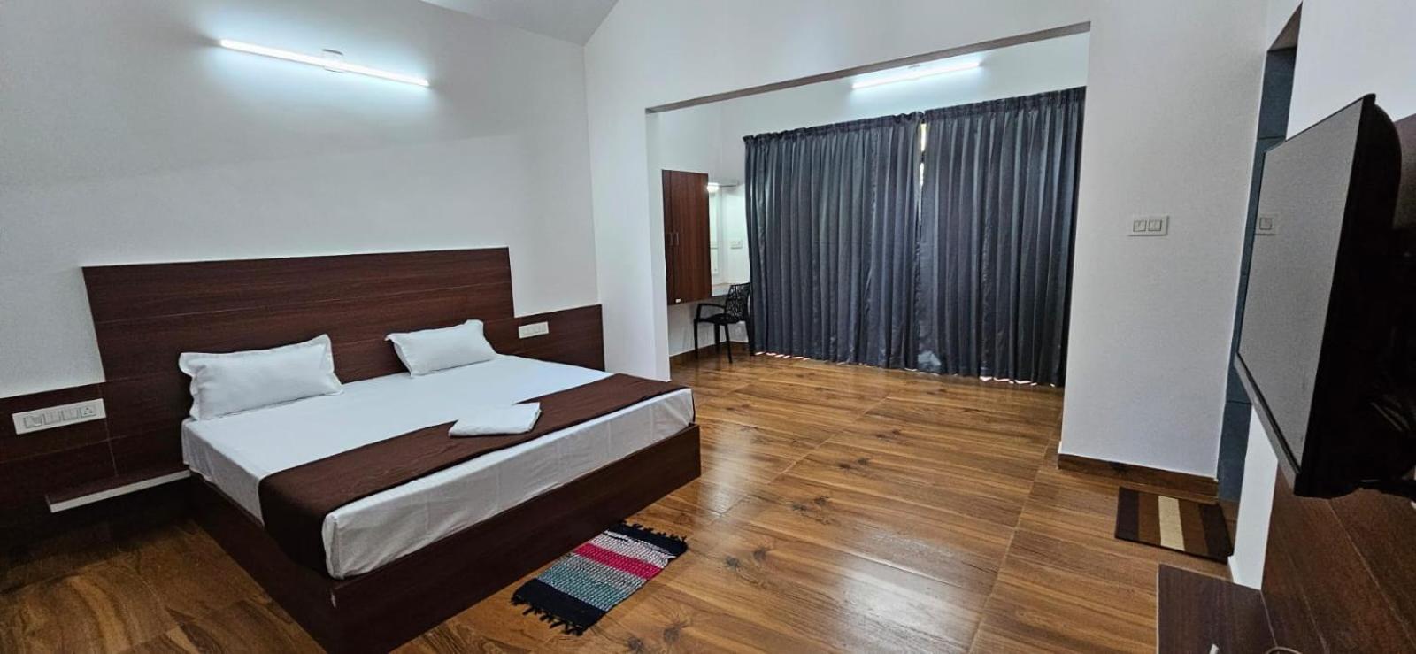 Le Vista Resort Султан Батери Екстериор снимка
