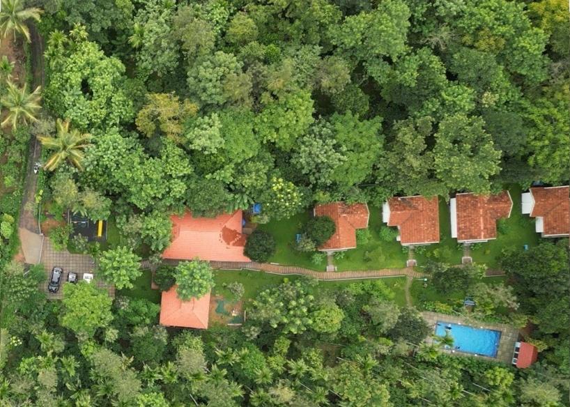 Le Vista Resort Султан Батери Екстериор снимка